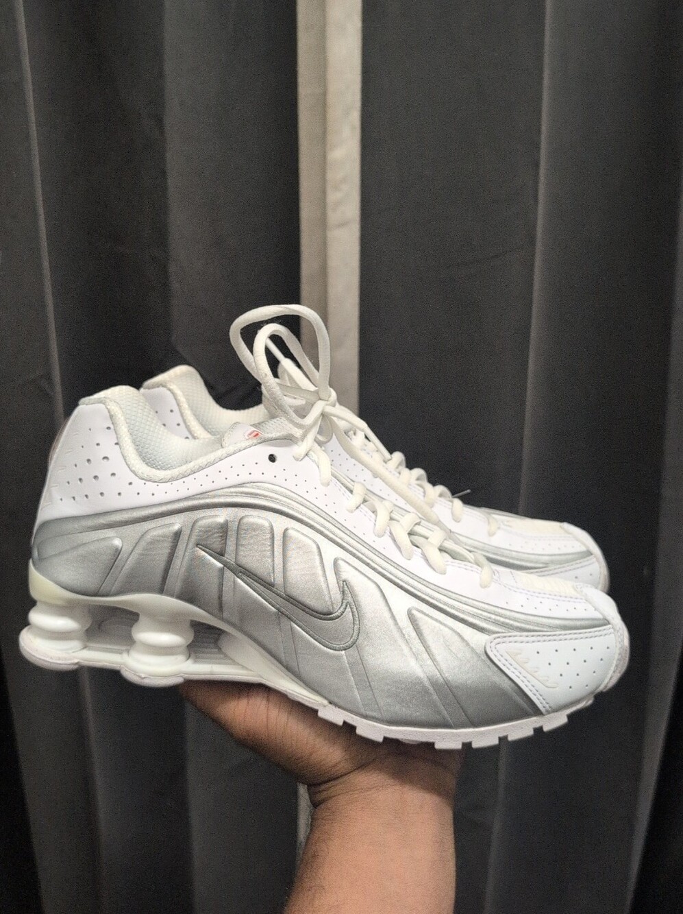 Nike Shox R4 White Metallic Silver (Women's) - AR3565-101 Size 8.5